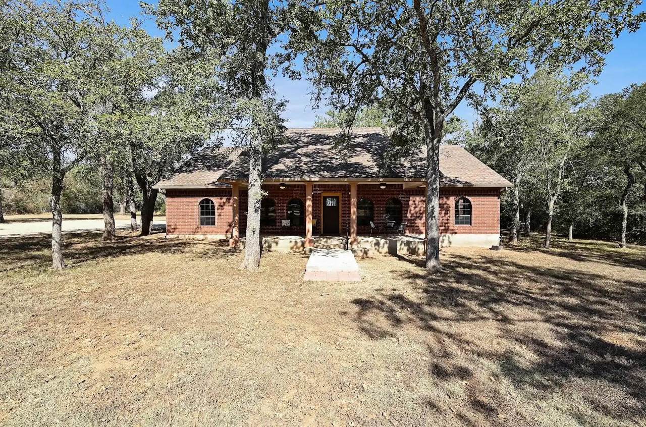 486 Westwood Rd - Photo 1
