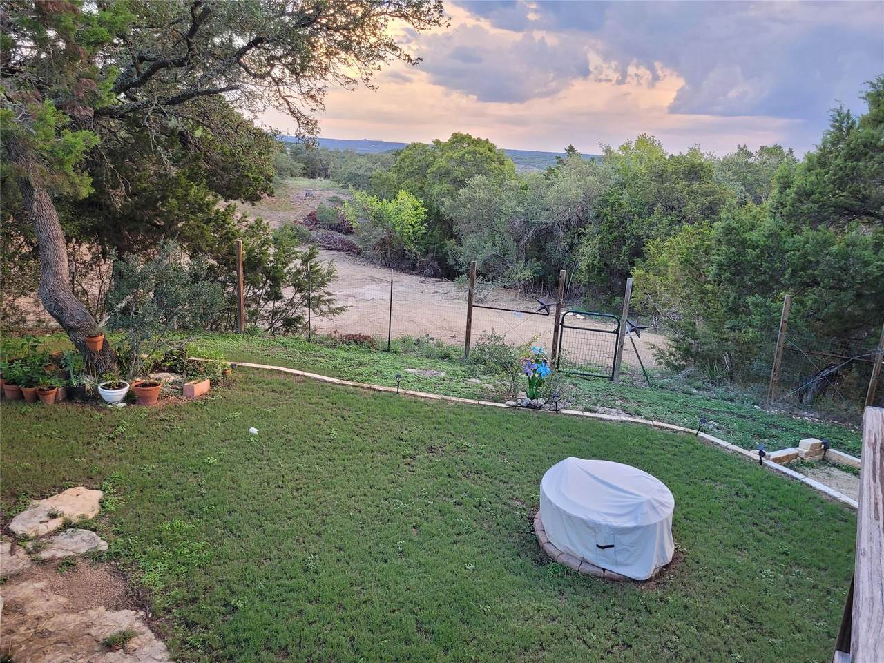 https://bt-photos.global.ssl.fastly.net/austin/1280_boomver_2_9055791-2.jpg
