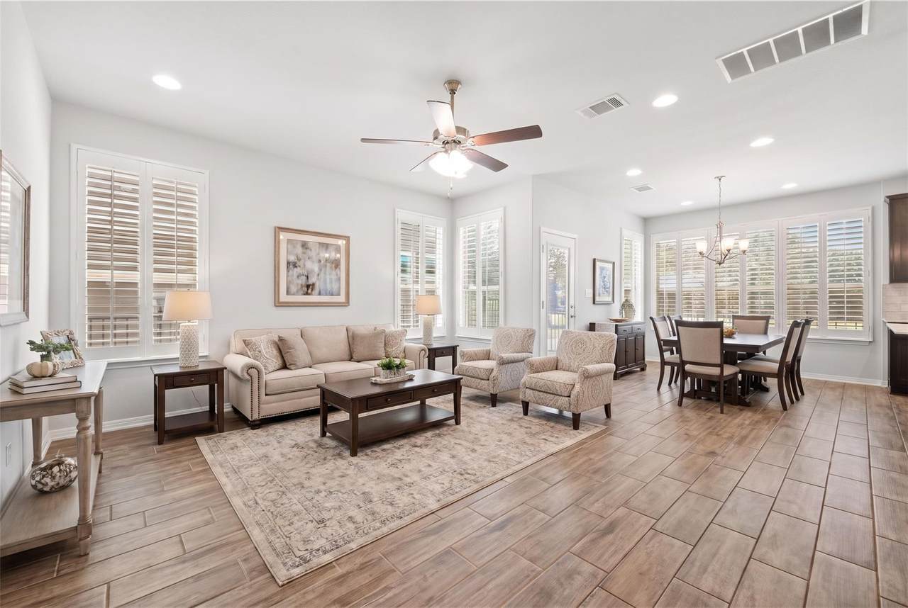 168 Alexander - Photo 1