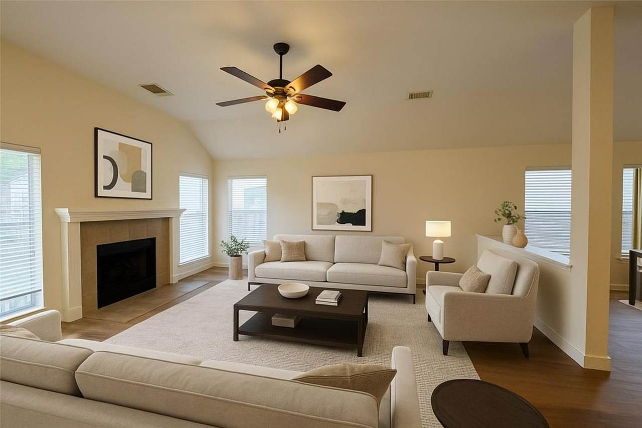 1429 Scheider Dr - Photo 1
