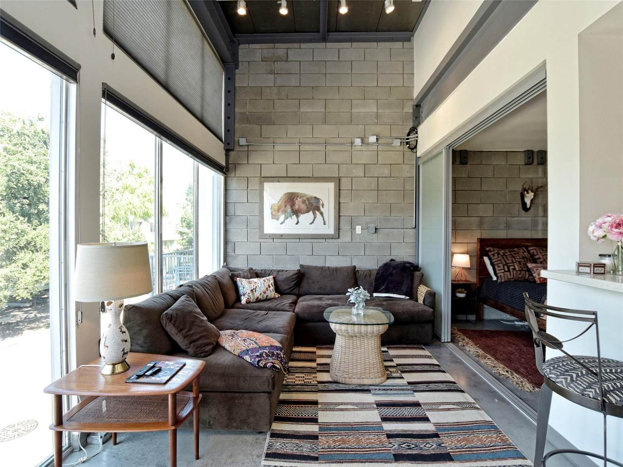 4801 Congress Ave - Photo 1