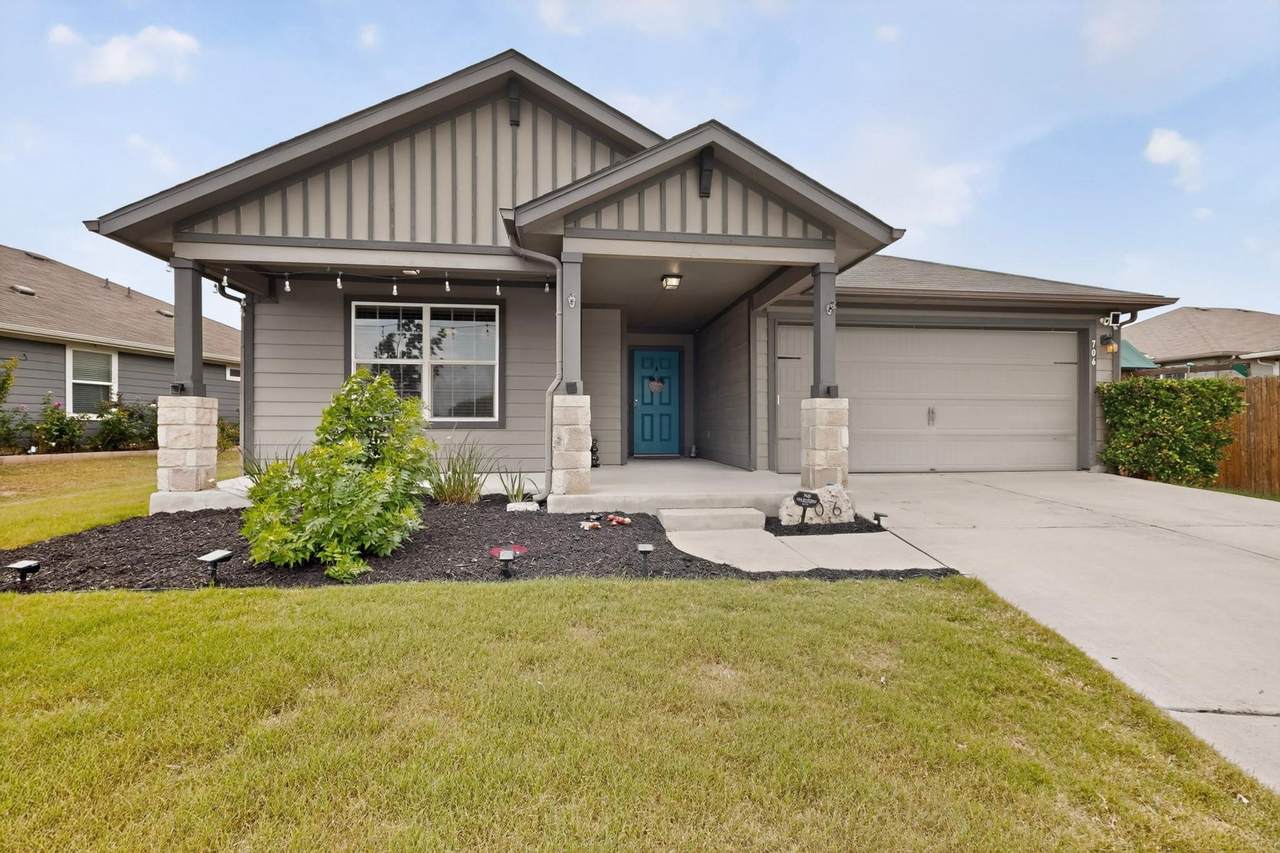 706 Liard River Rd - Photo 1