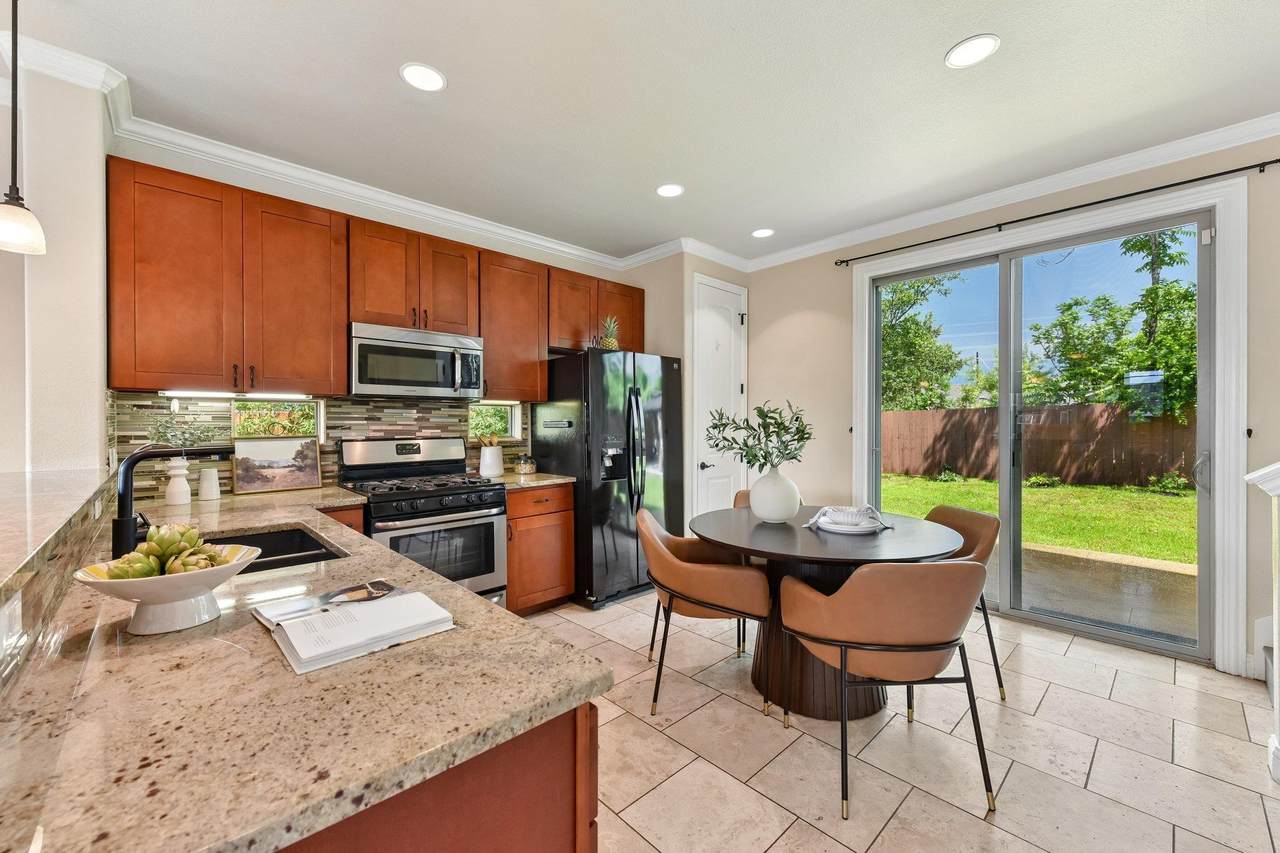 1185 Springdale Rd - Photo 1