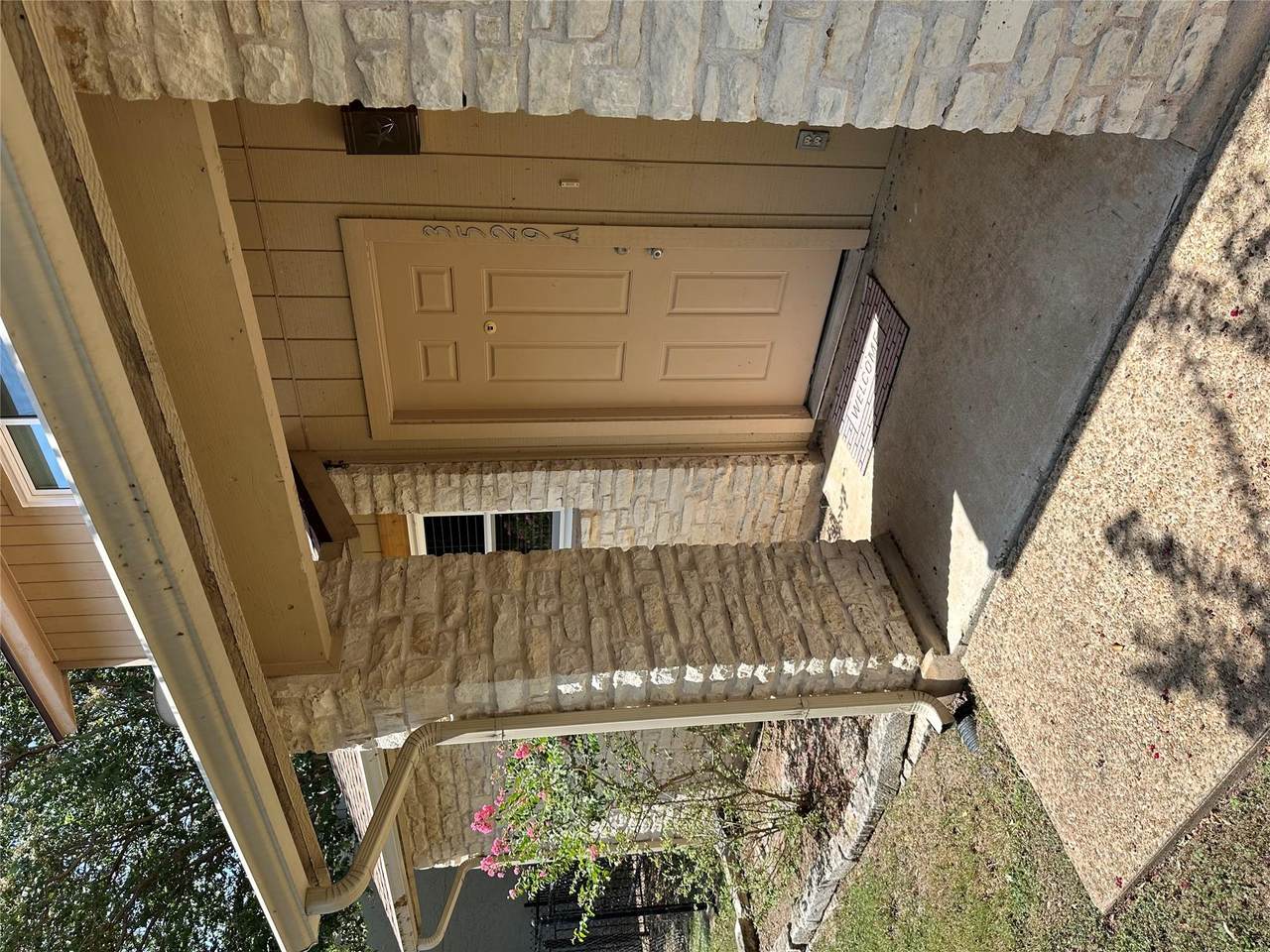 https://bt-photos.global.ssl.fastly.net/austin/1280_boomver_2_9686441-2.jpg