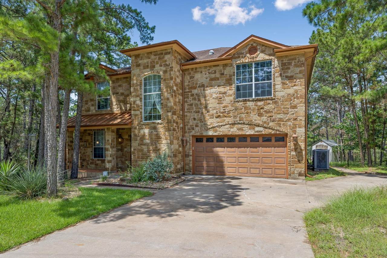 138 Papawai Dr - Photo 1