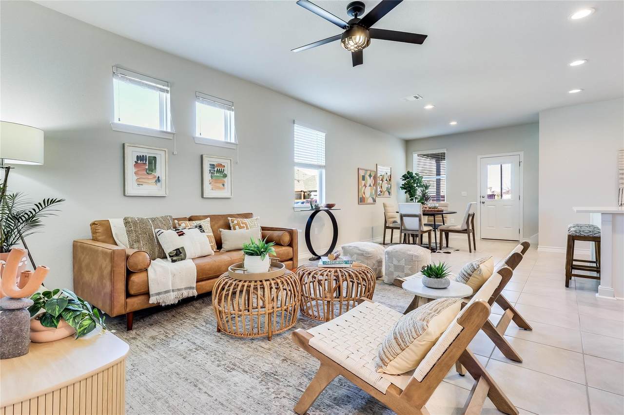 5216 Golden Canary Ln - Photo 1