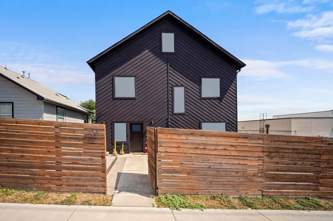 708 Chicon St - Photo 1