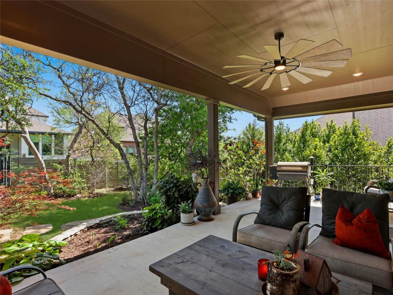 112 Mountain Lion Rd - Photo 1