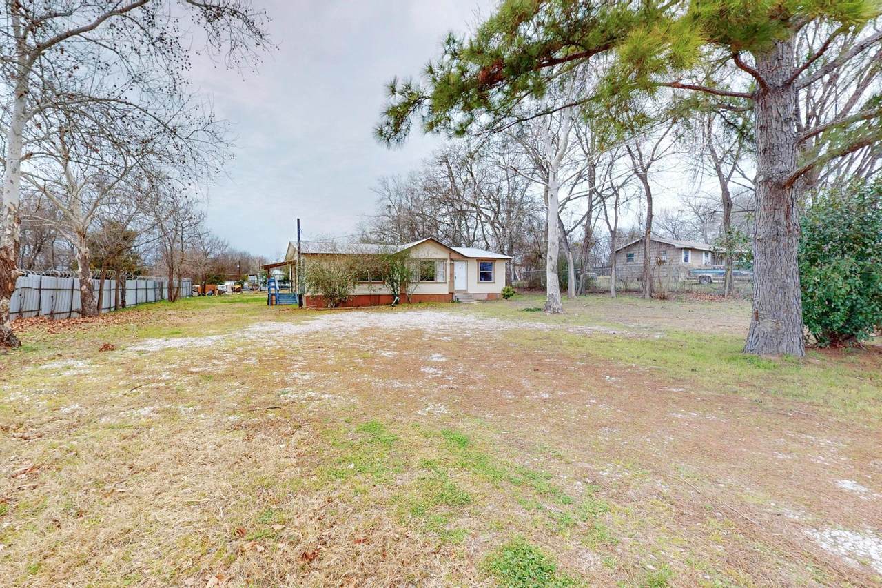 262 Highway 290 E, - Photo 1