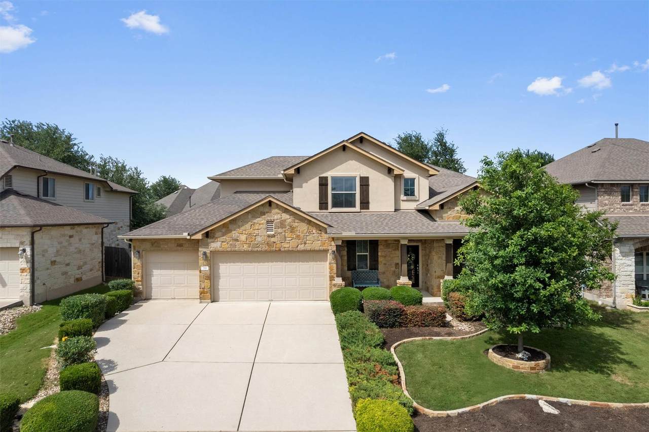 216 Arrezo Ln - Photo 1