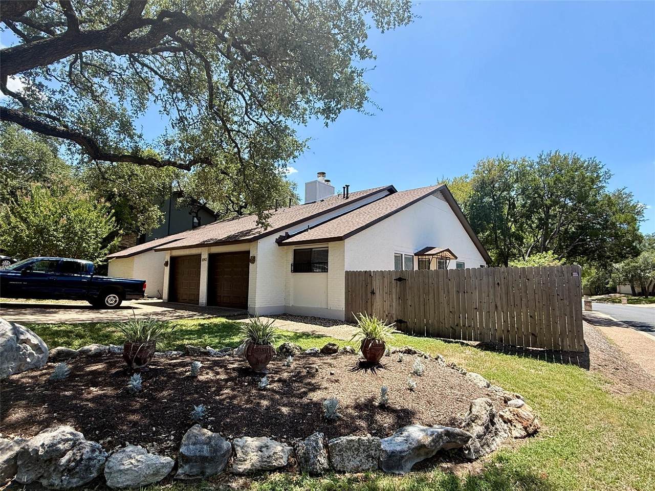 8142 Ceberry Dr - Photo 1
