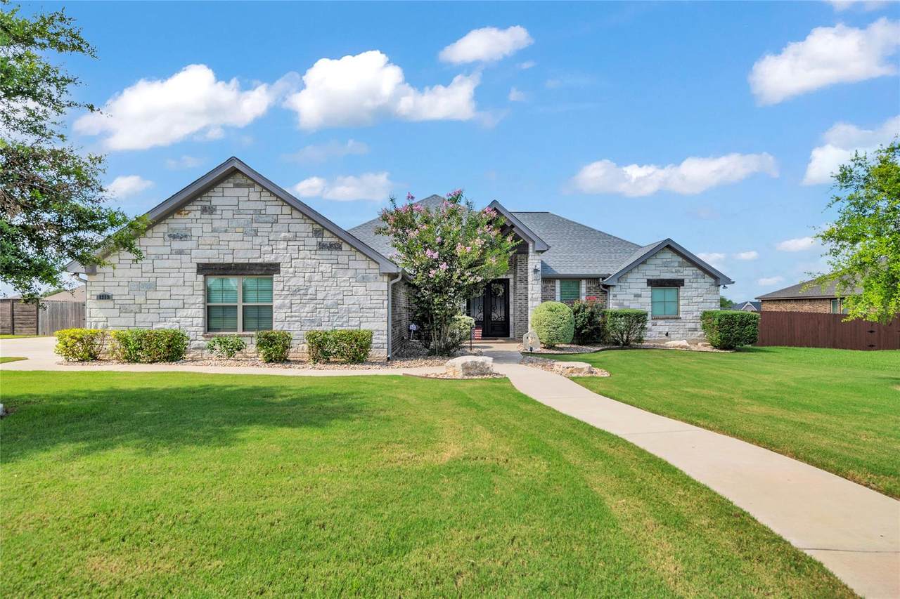 8219 Collins Creek Dr - Photo 1