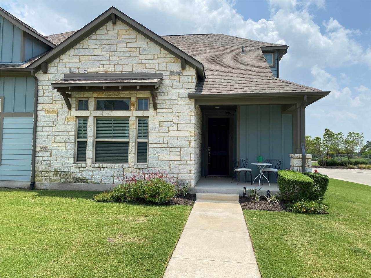 117 Bolivar Way - Photo 1