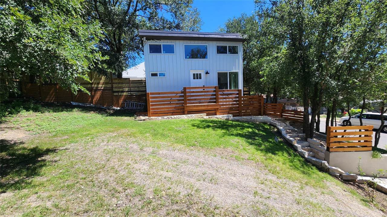 1134 Lott Ave - Photo 1