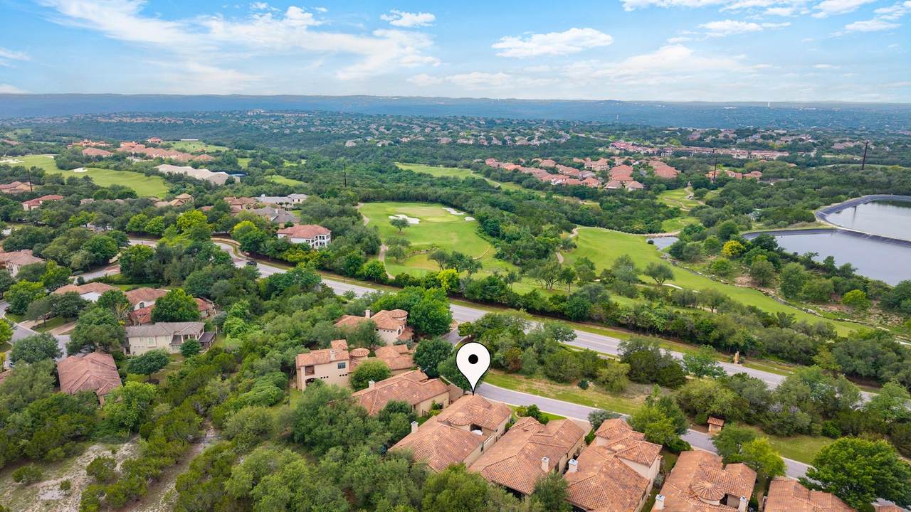 2813 University Club Dr - Photo 1