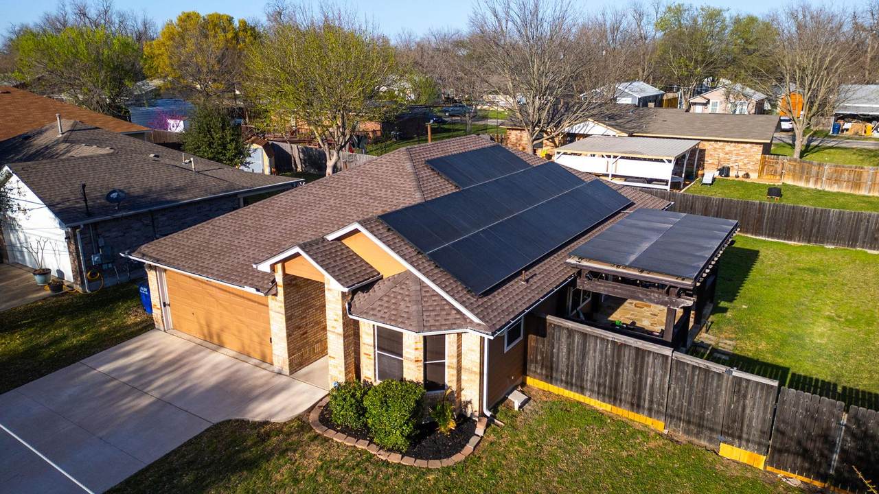 409 Lydia Ln - Photo 1