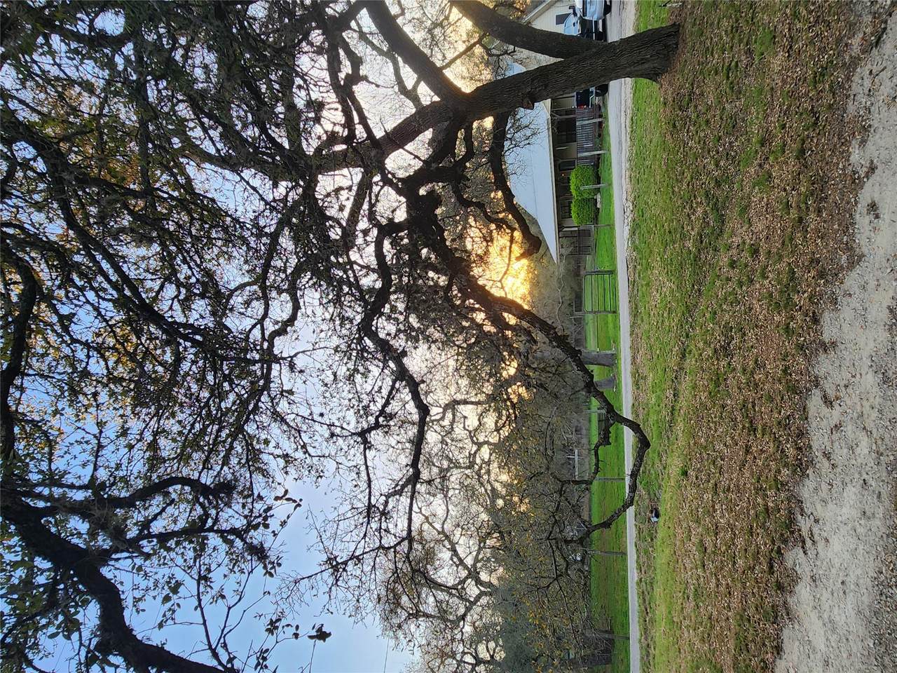 https://bt-photos.global.ssl.fastly.net/austin/1280_boomver_3_3777363-2.jpg