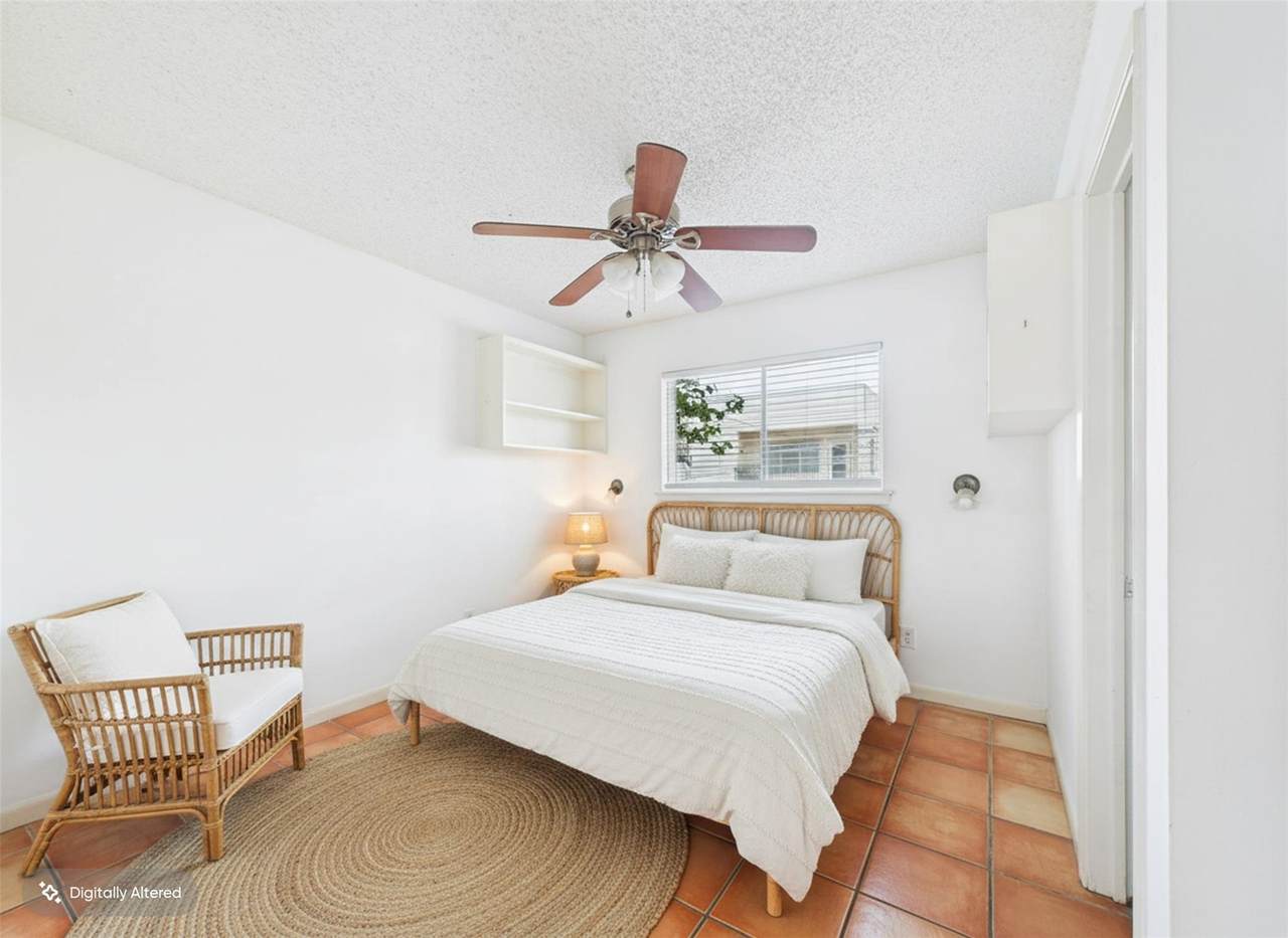 803 28th St - Photo 1
