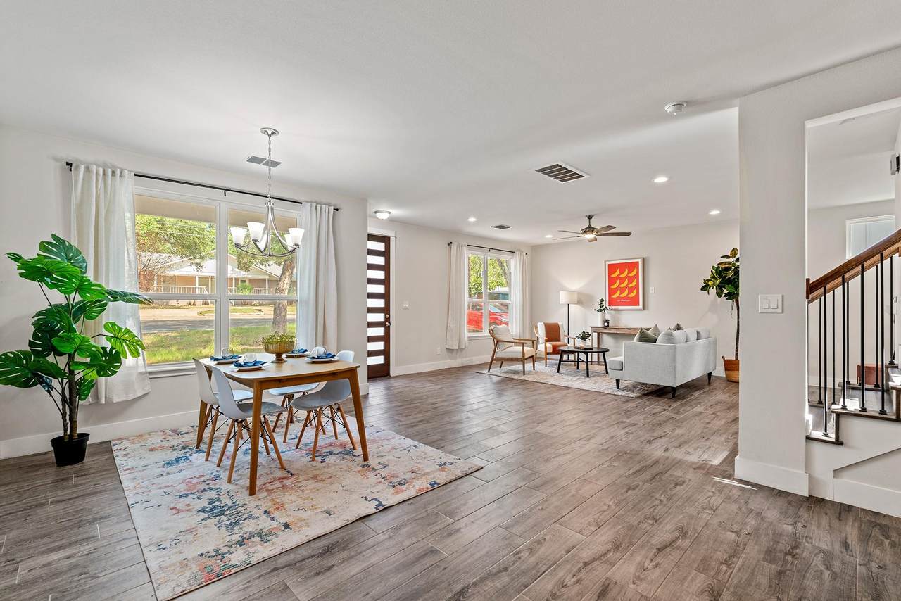 110 Holland St - Photo 1