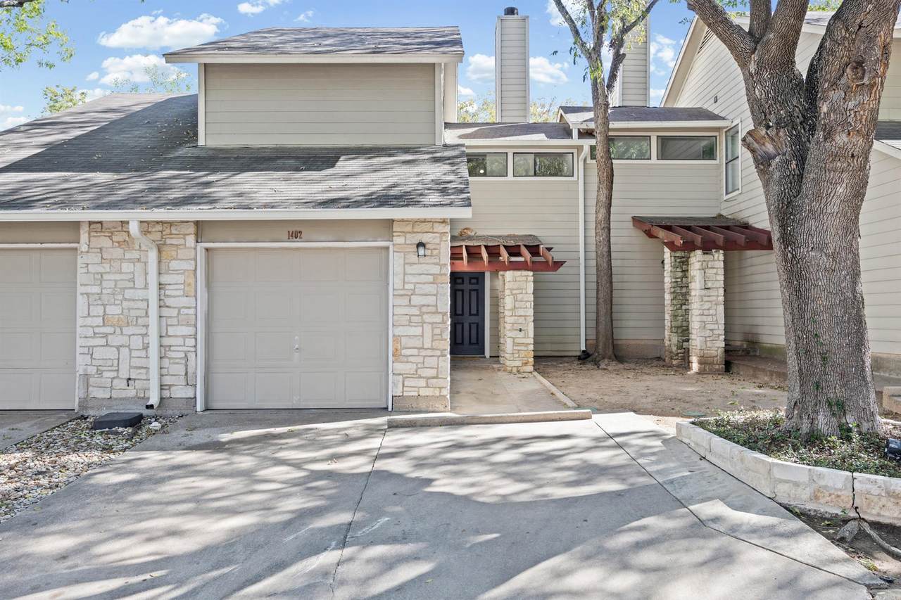 512 Eberhart Ln - Photo 1