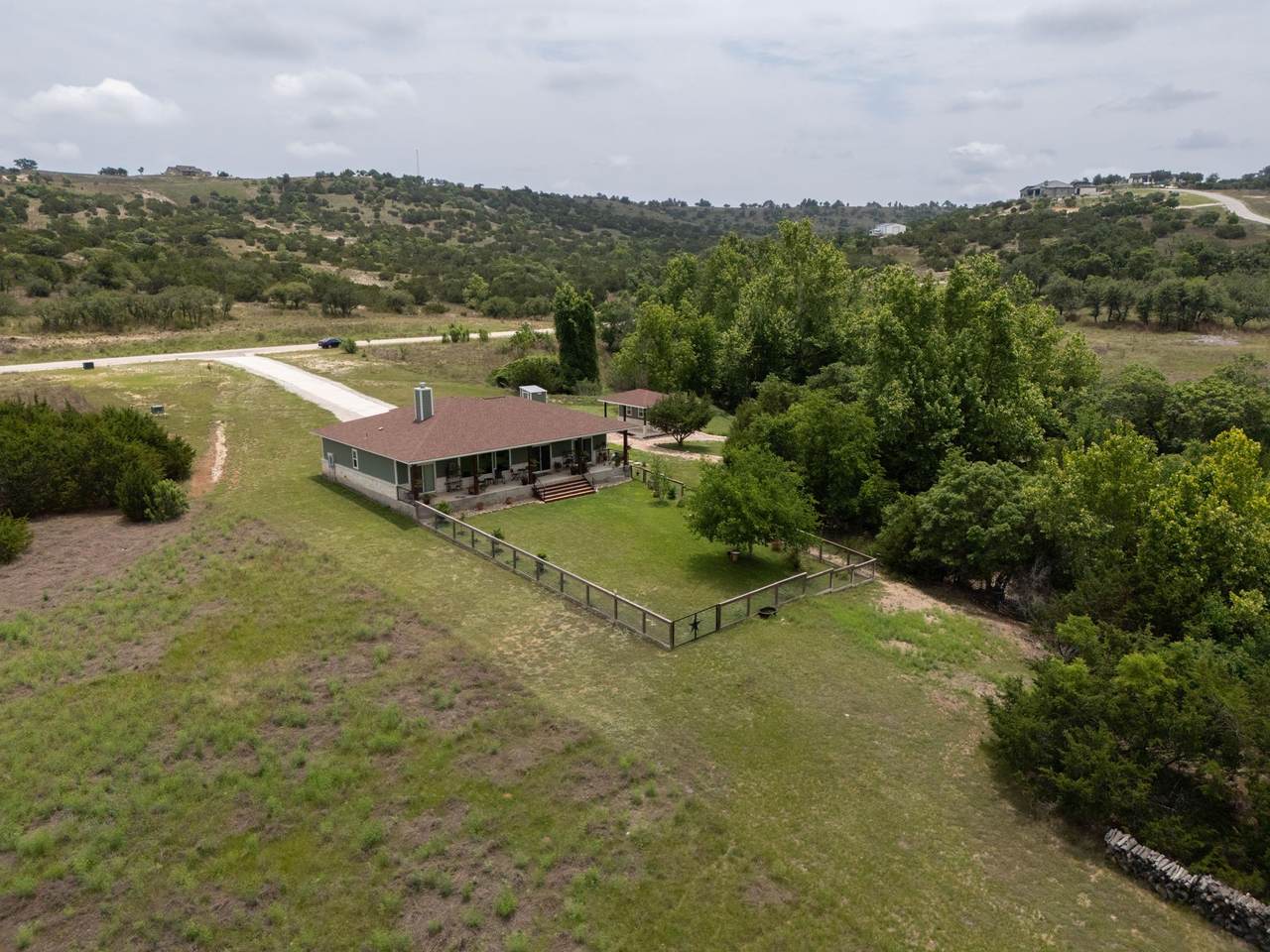 https://bt-photos.global.ssl.fastly.net/austin/1280_boomver_3_4495285-2.jpg
