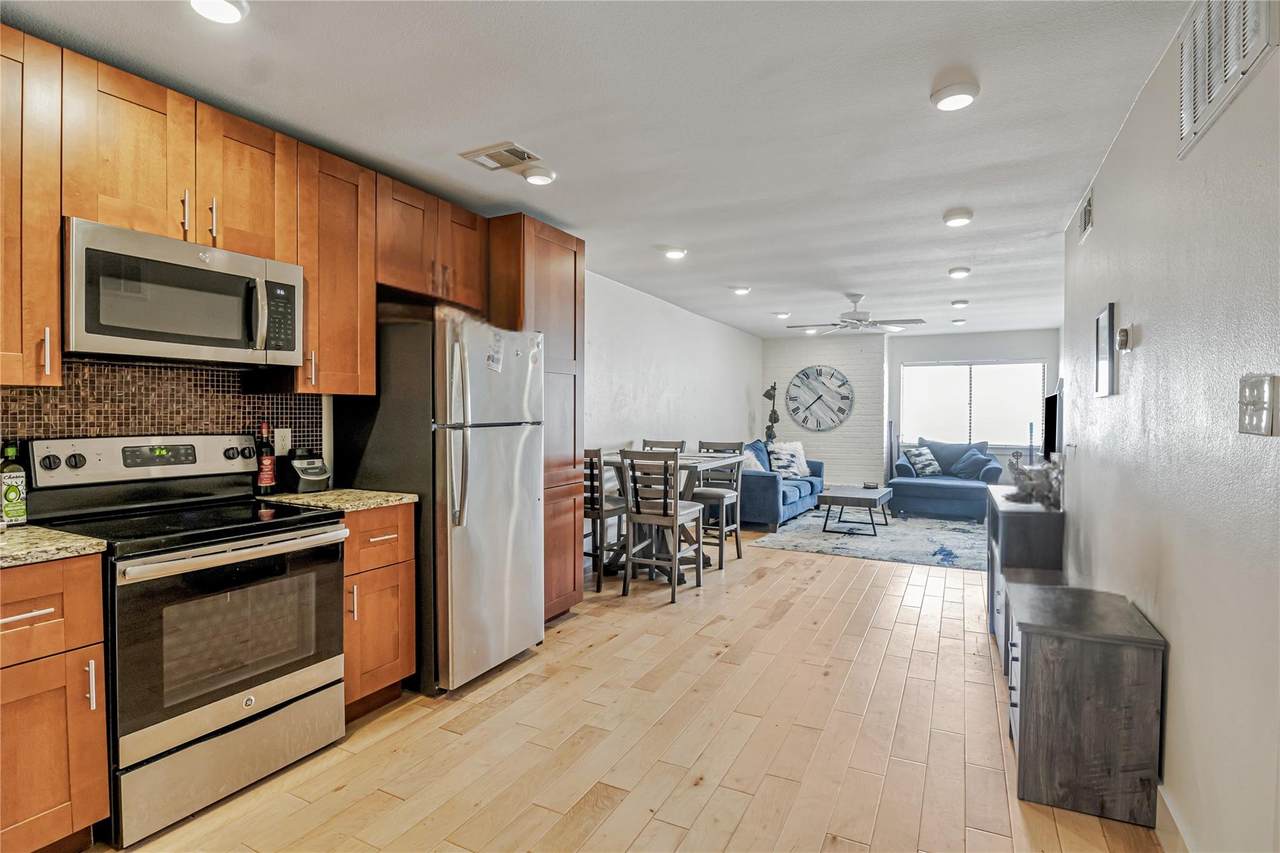 909 Reinli St - Photo 1