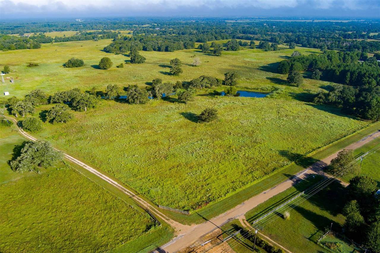 945 Justice Rd - Photo 1