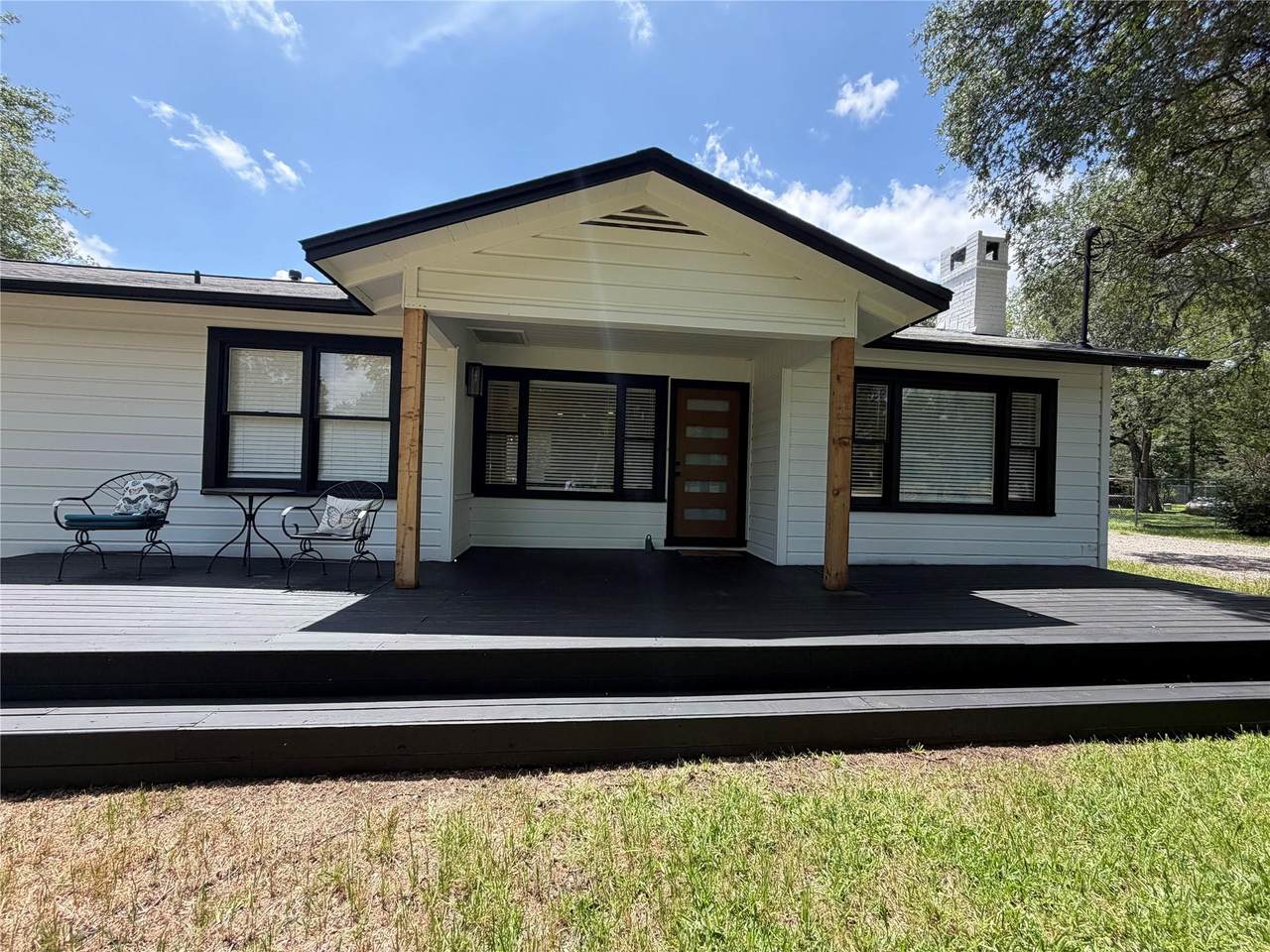 8904 Chisholm Ln - Photo 1