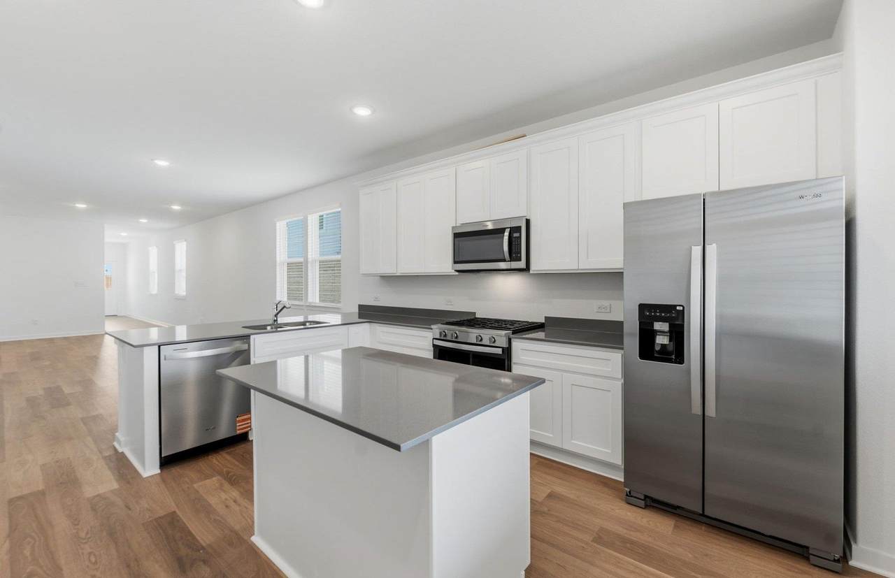 https://bt-photos.global.ssl.fastly.net/austin/1280_boomver_2_4832087-2.jpg