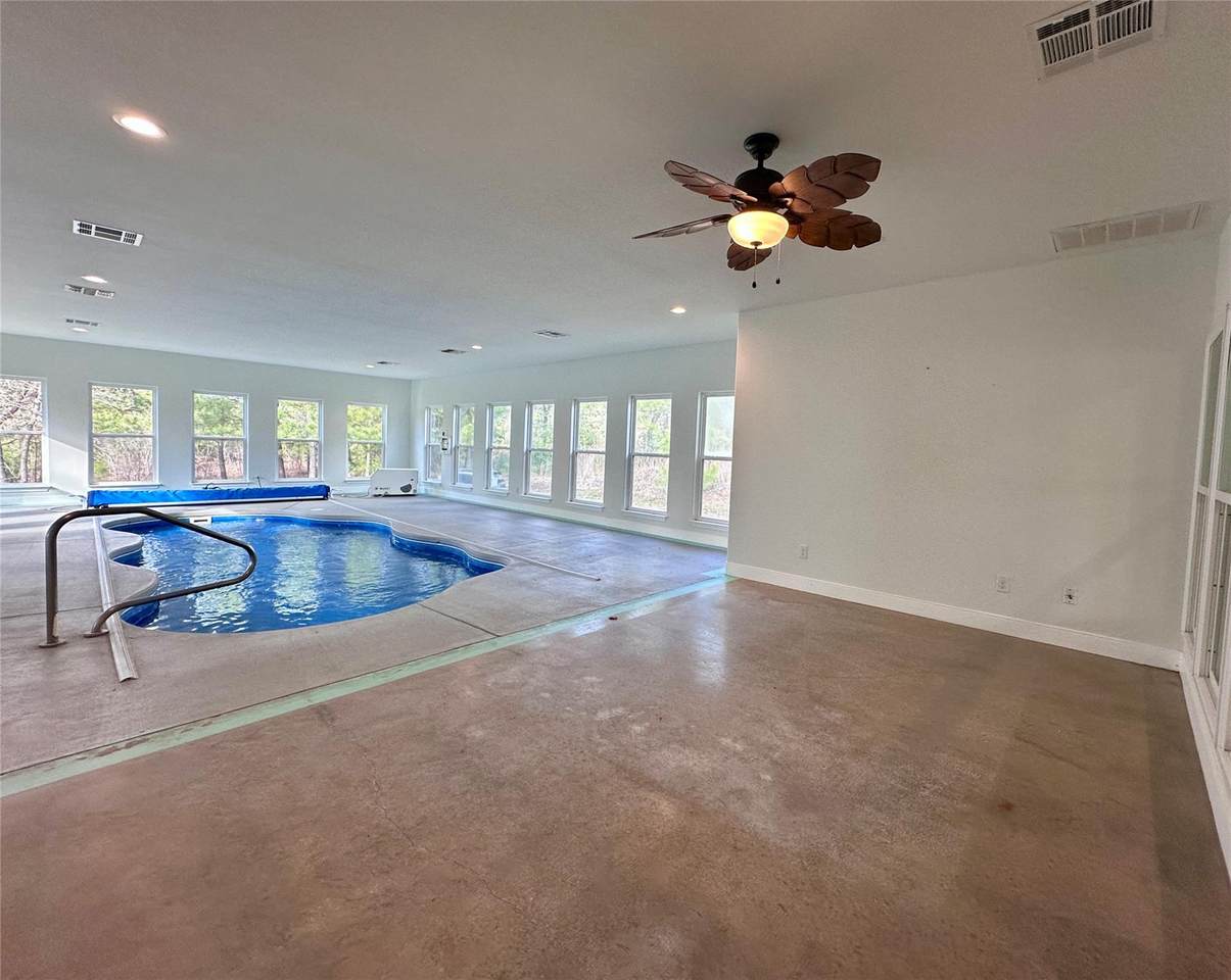 124 Pine Path - Photo 1