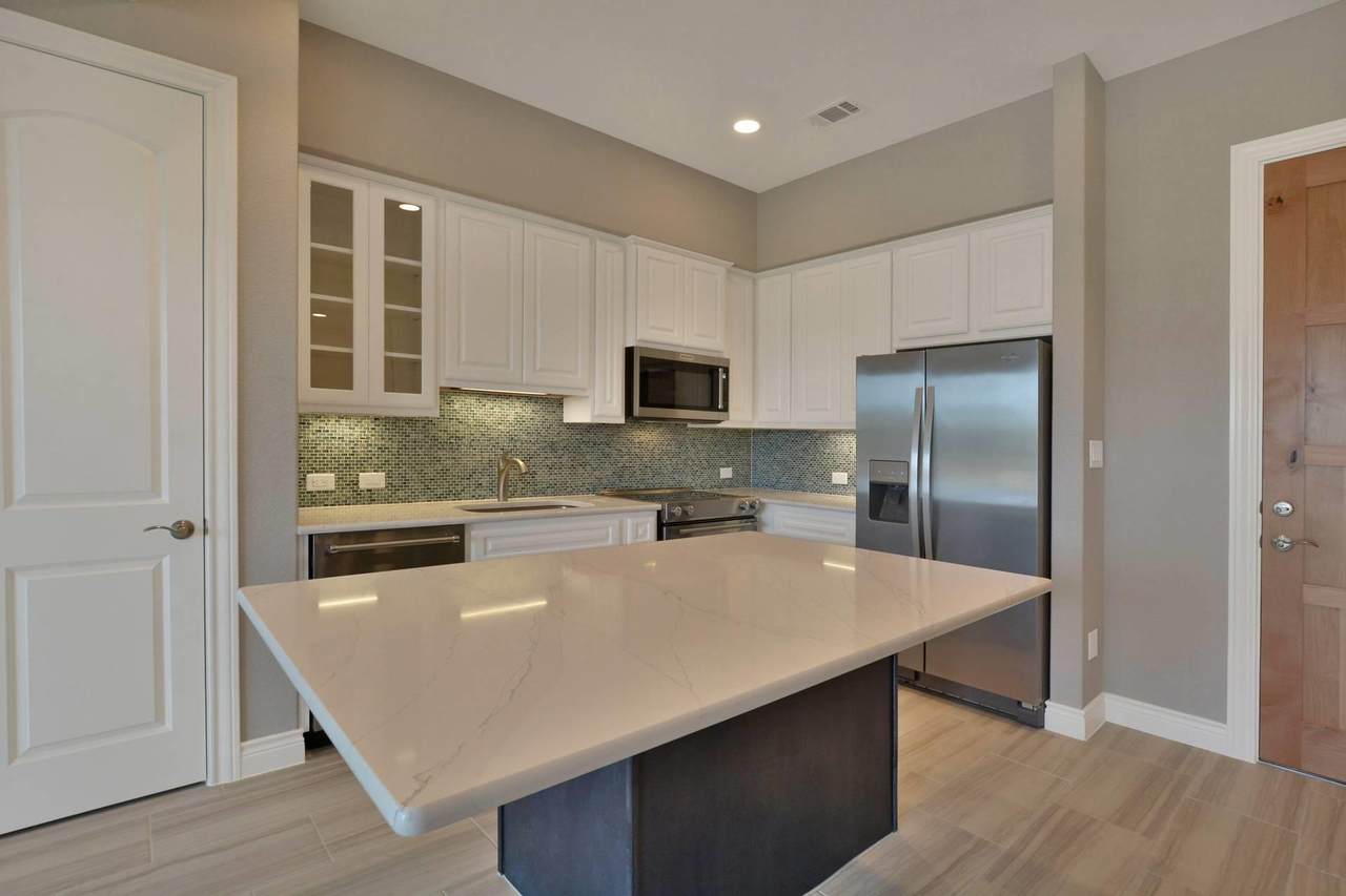 106 Bella Toscana Ave - Photo 1