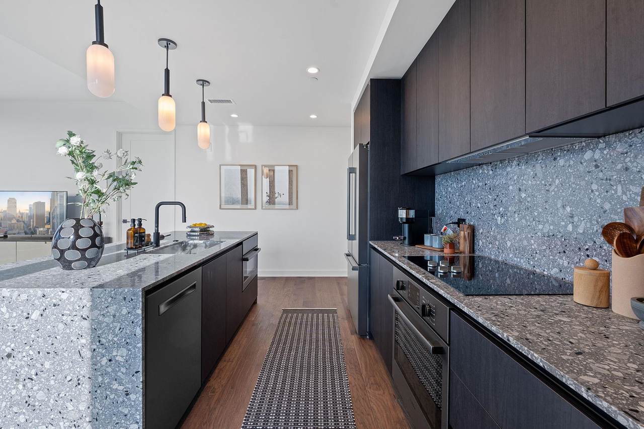 84 East Ave - Photo 1