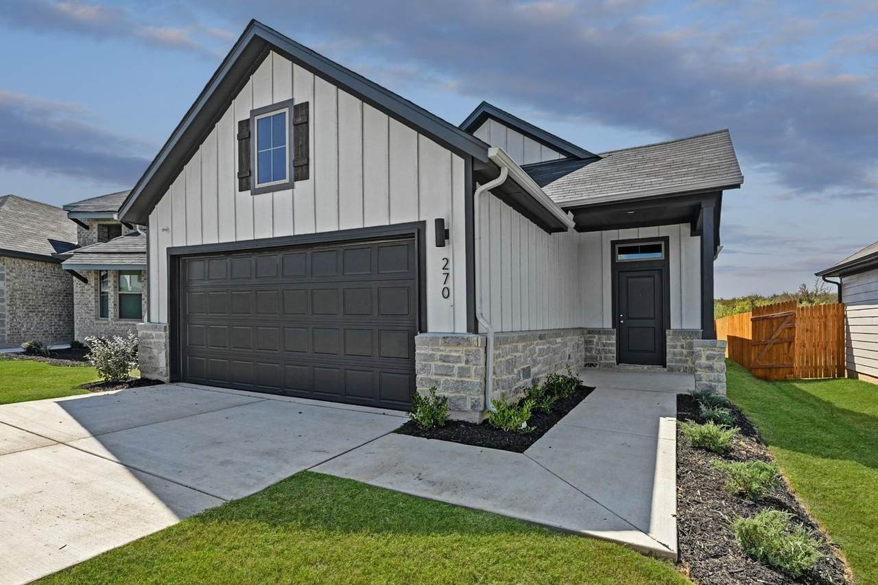 270 Bendecido Loop - Photo 1