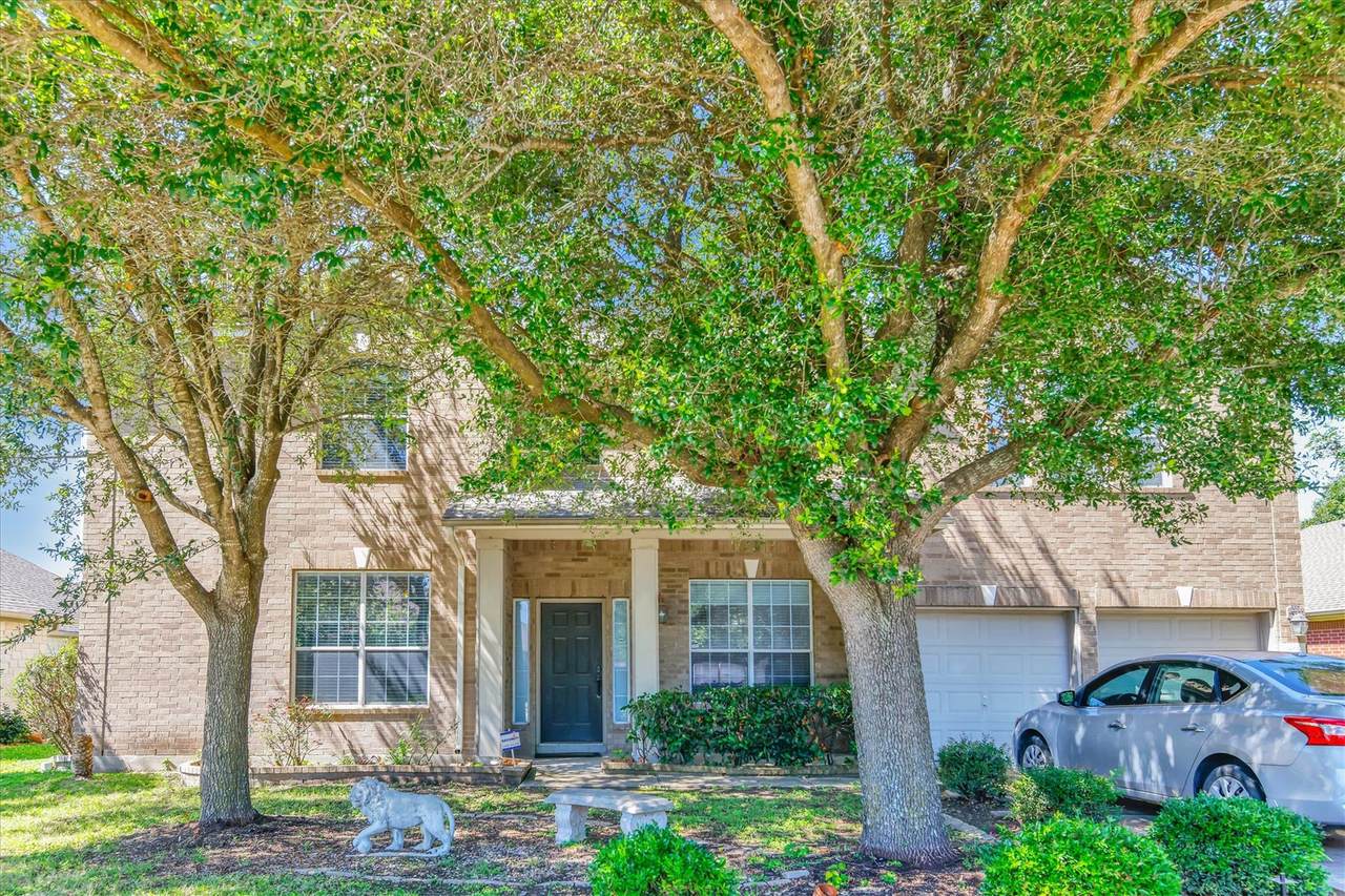 613 Windsor Castle Dr - Photo 1