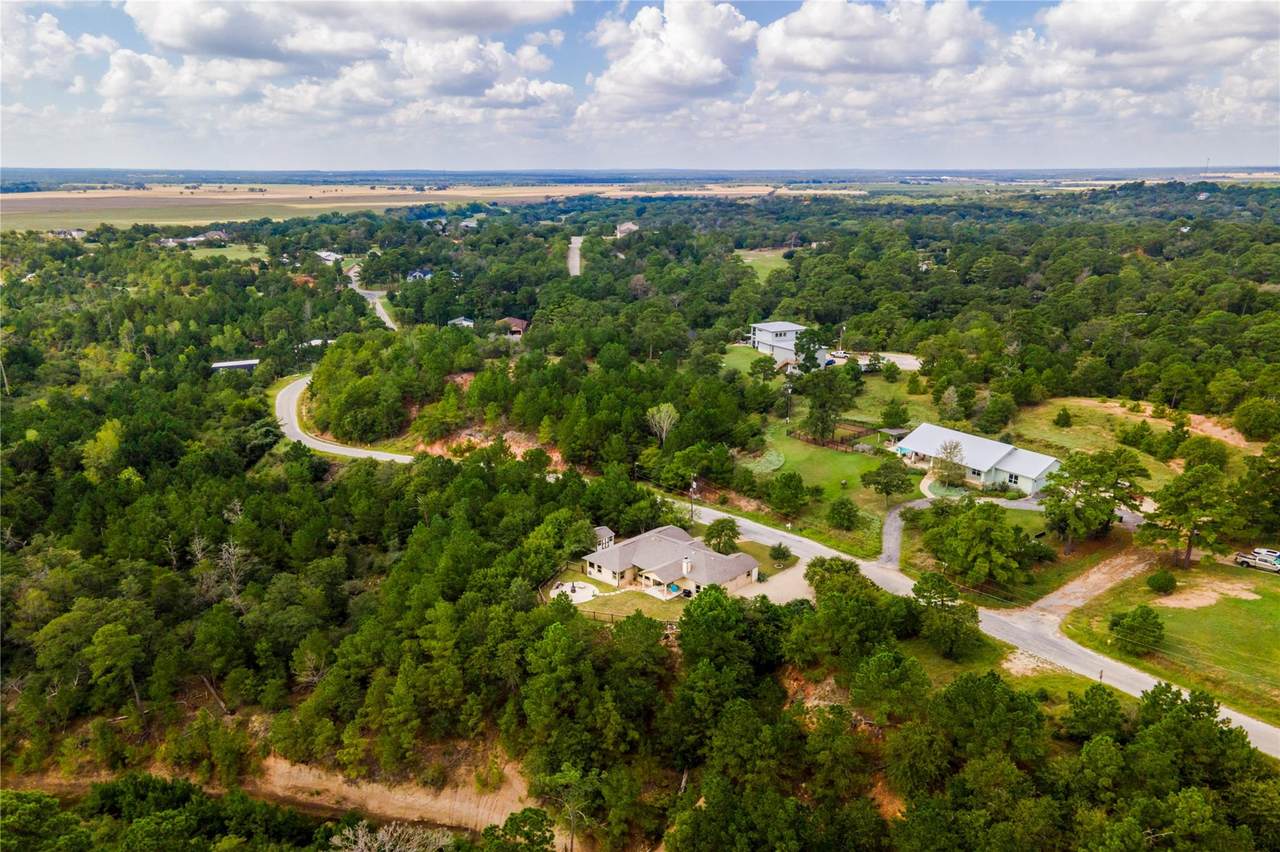 132 Mamalu Dr - Photo 1