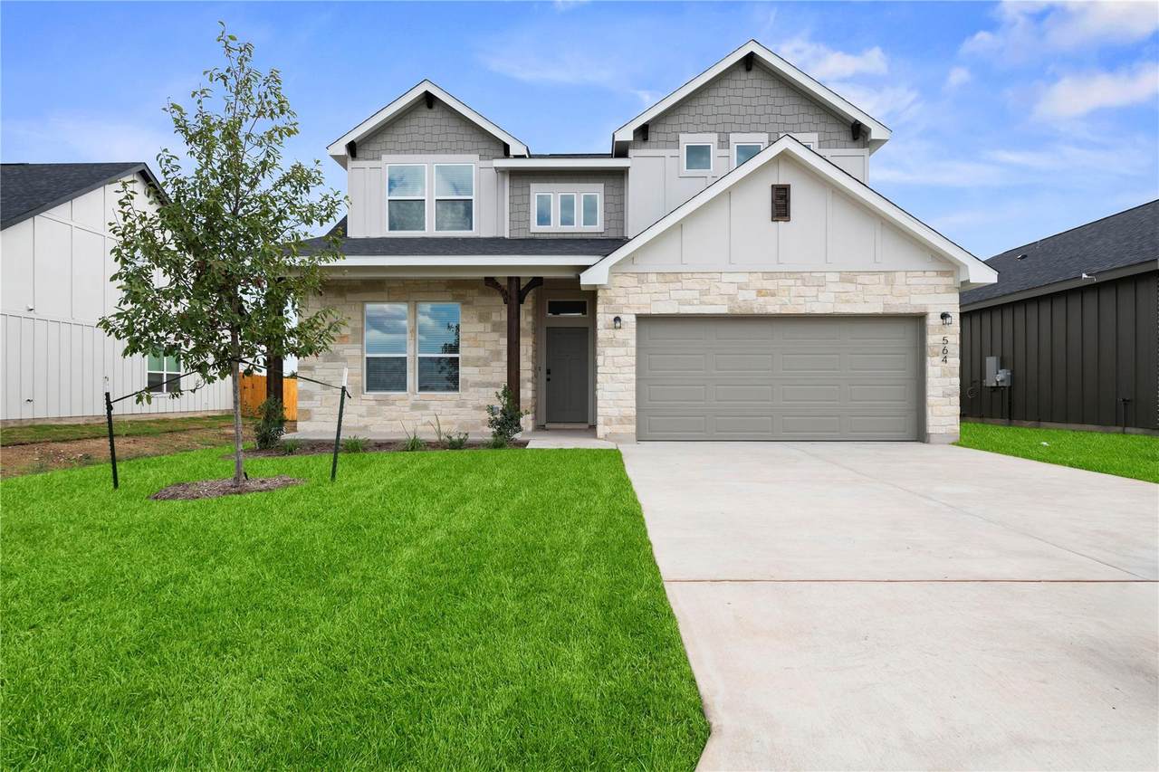 564 Gus Loop - Photo 1