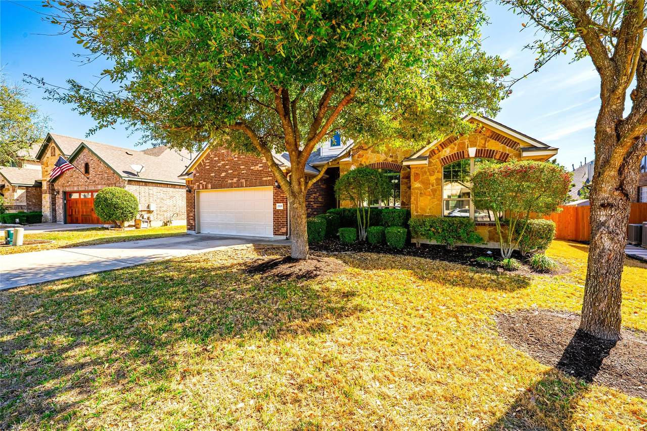 2705 Sixpence Ln - Photo 1