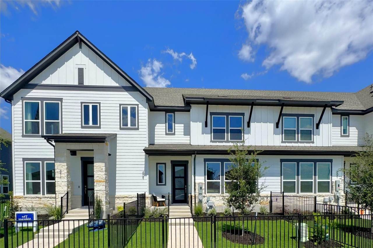 527 Emory Crossing Blvd - Photo 1