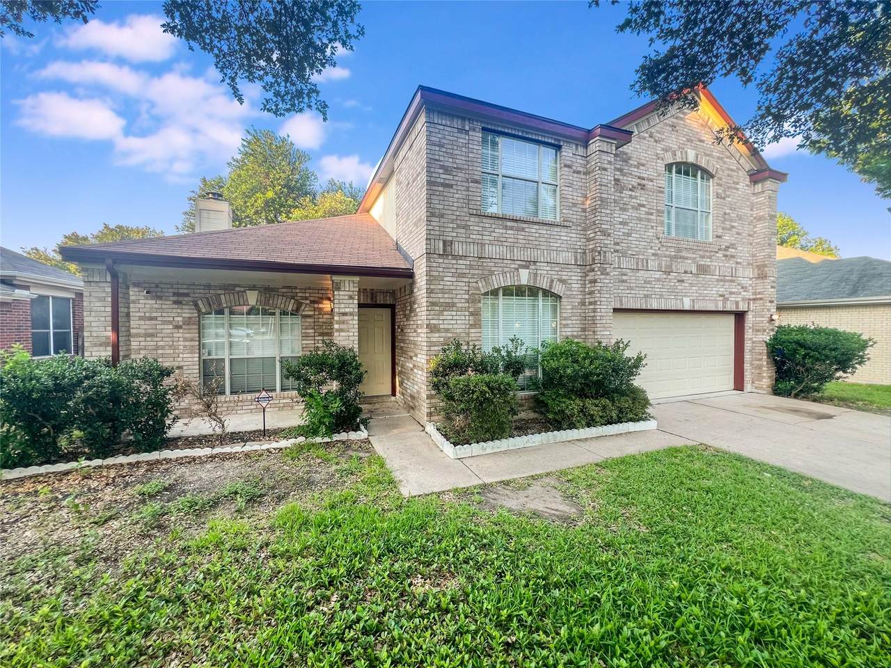 1512 Suzi Ln - Photo 1