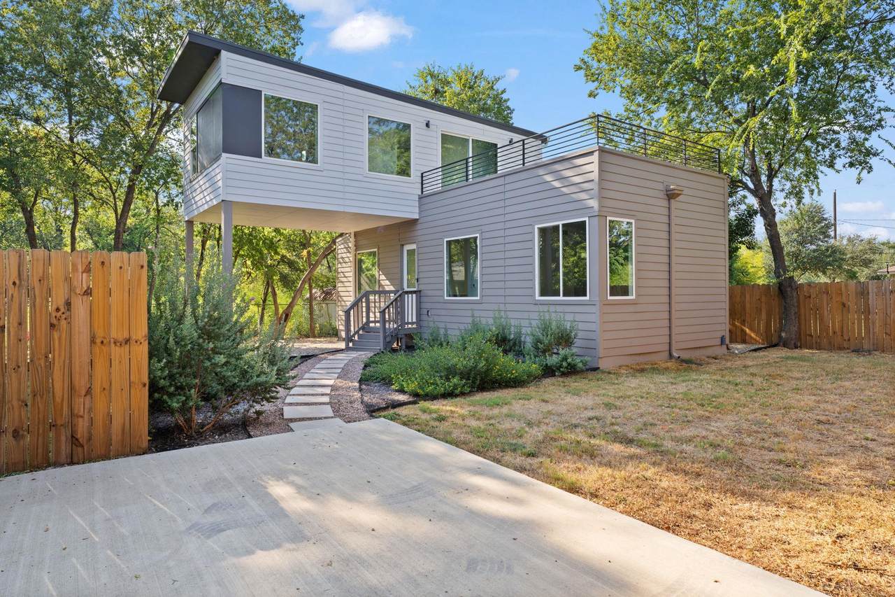 403 Middle Ln - Photo 1