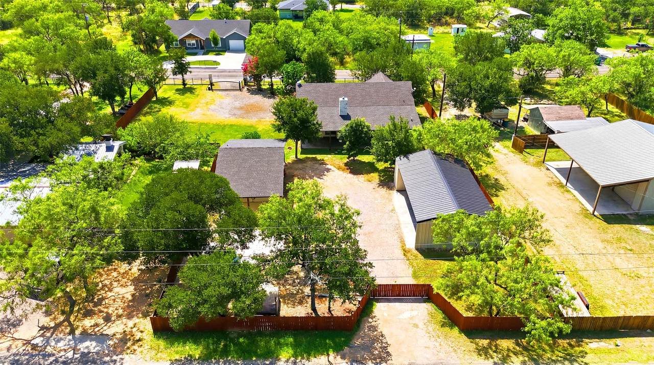 1303 Prairie Creek Rd - Photo 1
