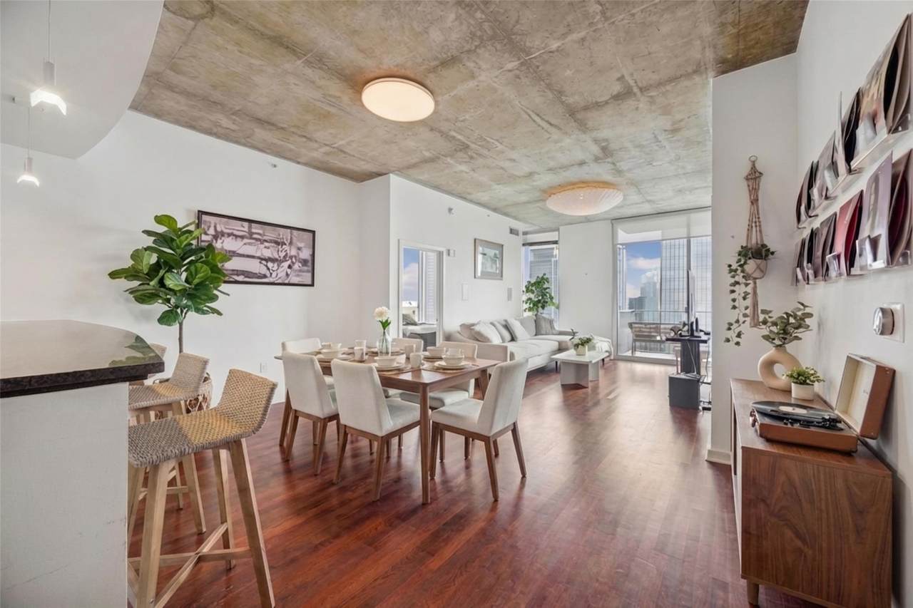360 Nueces St - Photo 1