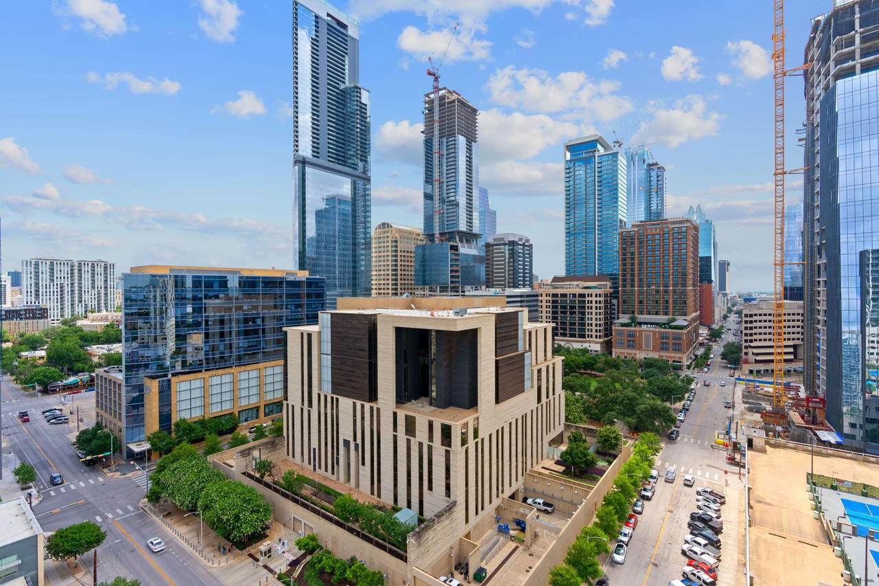 360 Nueces St - Photo 1