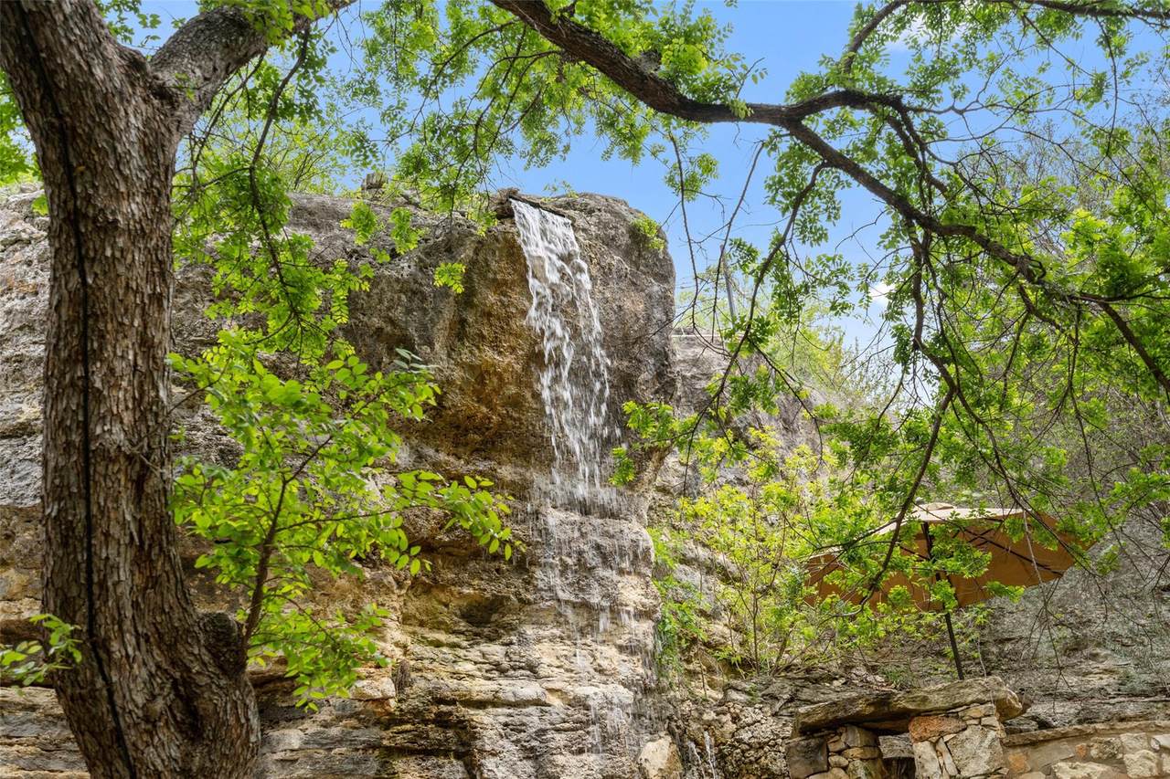 https://bt-photos.global.ssl.fastly.net/austin/1280_boomver_7_6882278-2.jpg