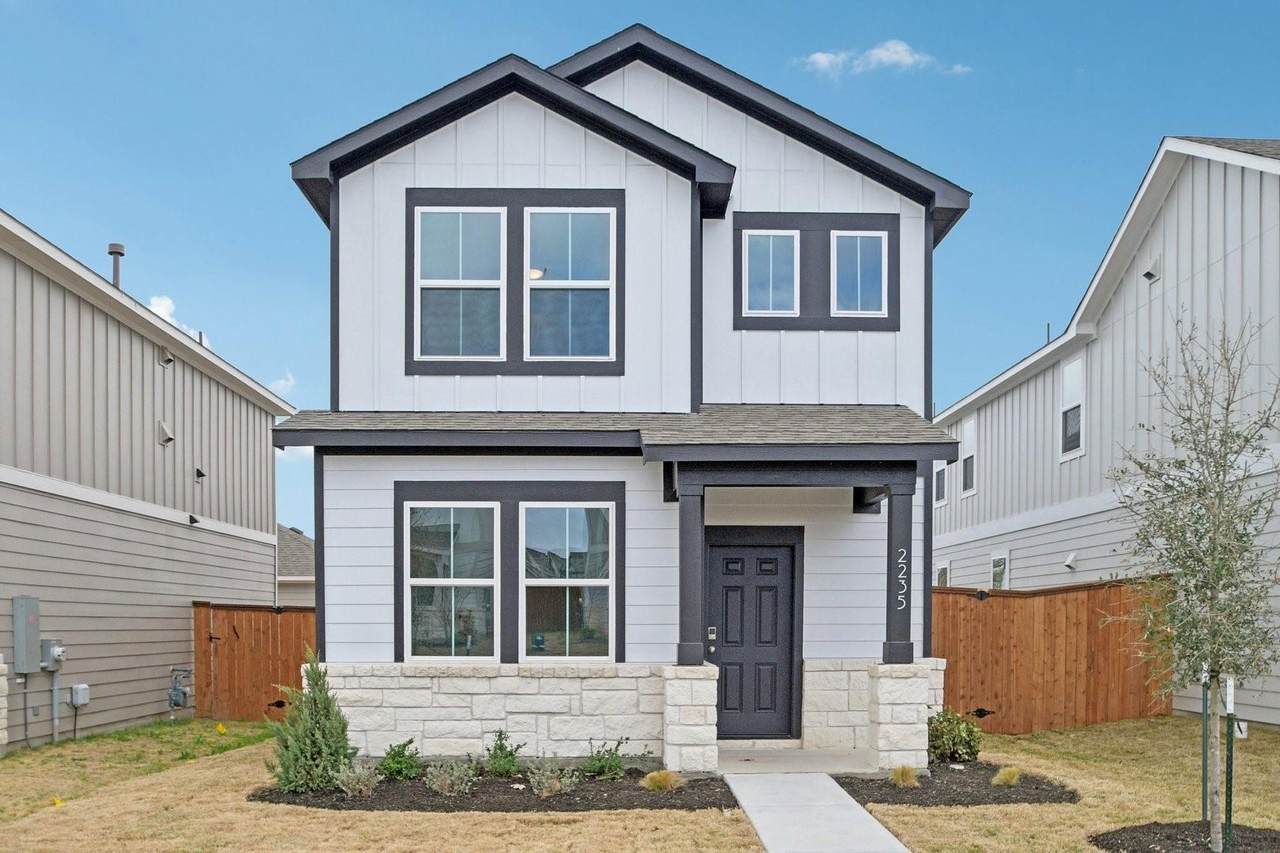 2235 Oscar Eli Way - Photo 1