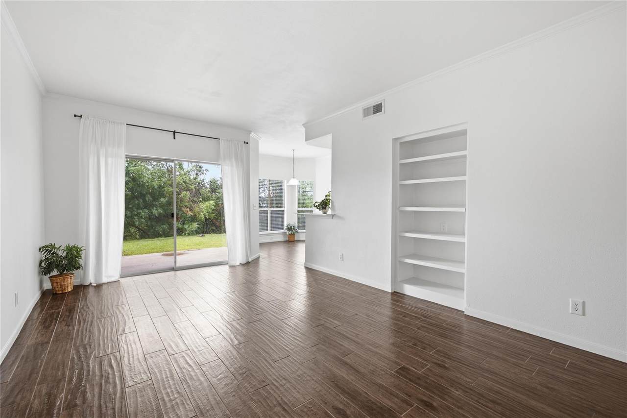 6000 Shepherd Mountain Cv - Photo 1