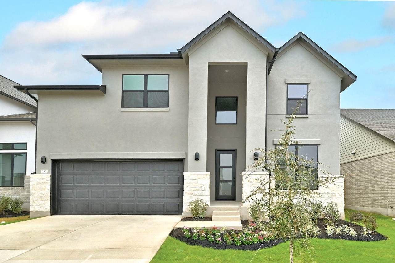 237 Coleto Trl - Photo 1