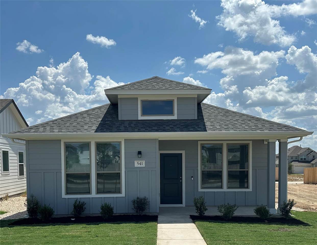 541 Porter Country Pkwy - Photo 1