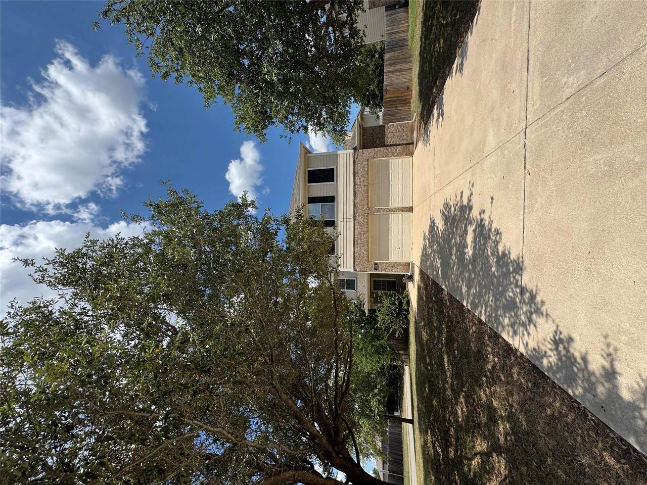 214 Winter St - Photo 1