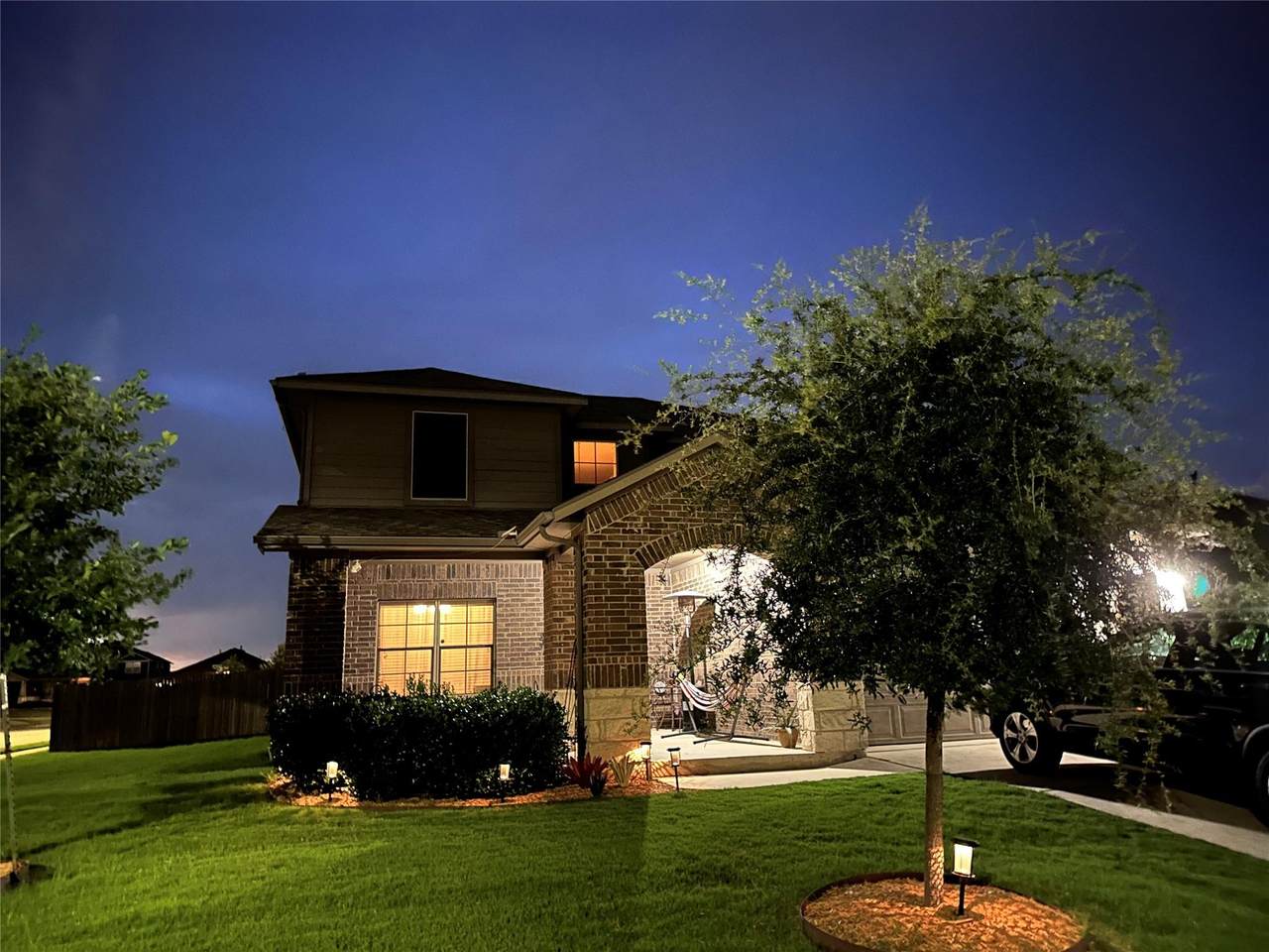 625 Topaz Ln - Photo 1